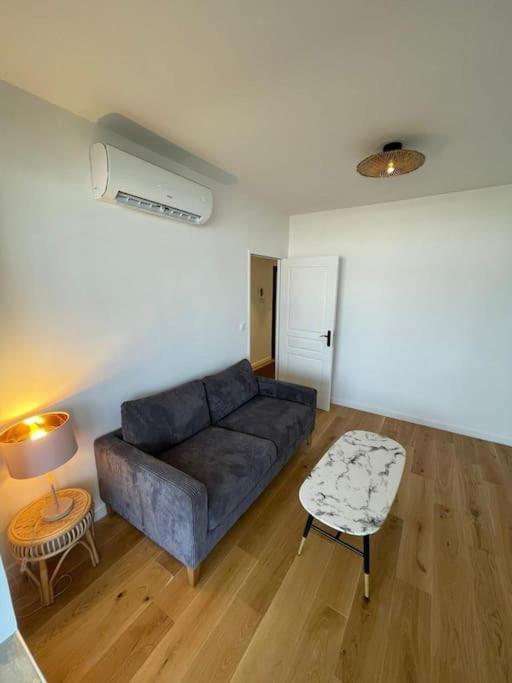 Penthouse / 2 Bedrooms In City Center Of 昂热 外观 照片