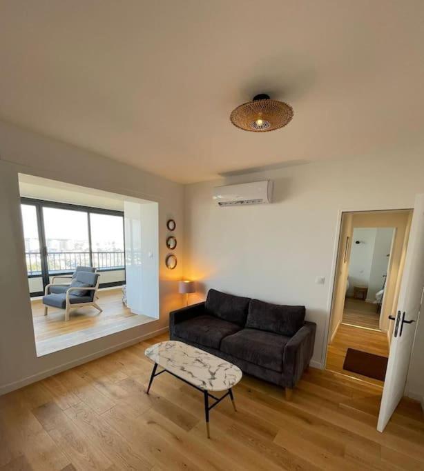 Penthouse / 2 Bedrooms In City Center Of 昂热 外观 照片